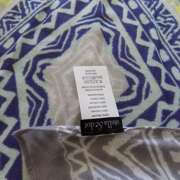 stella & dot patterned grey green blue scarf or wrap - Picture 3 of 3